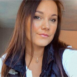 Meet your Posher, Lily